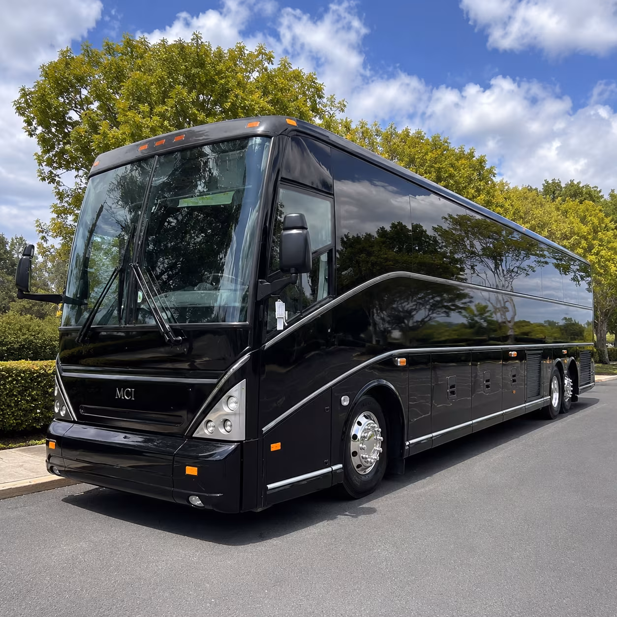 conference shuttle buses between pawtucket and the rhode island convention center